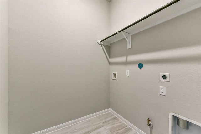 4033 Road 66124, Dayton, TX 77535