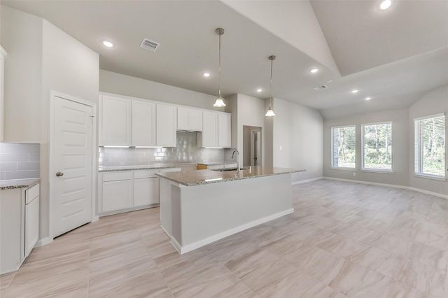 4033 Road 66124, Dayton, TX 77535