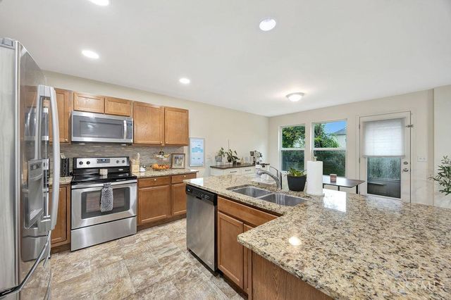 723 Grande Oaks Drive, Hamilton Twp, OH 45152