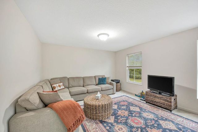 723 Grande Oaks Drive, Hamilton Twp, OH 45152