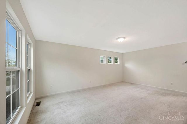 723 Grande Oaks Drive, Hamilton Twp, OH 45152