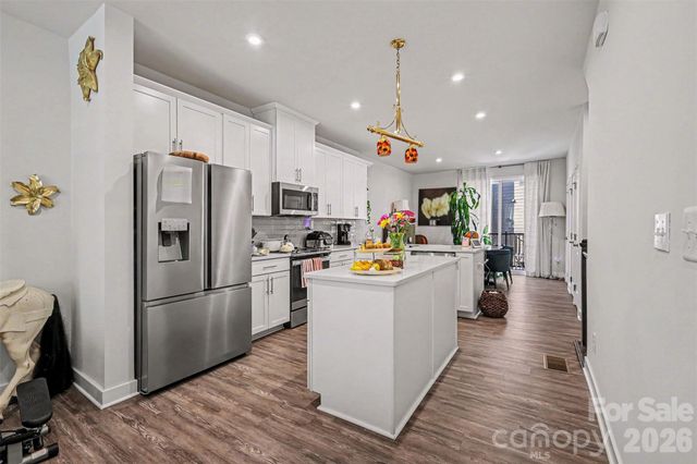 1206 Gleason Way, Charlotte, NC 28217