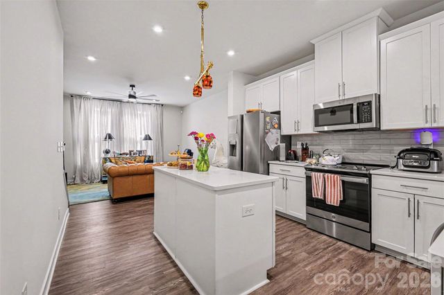 1206 Gleason Way, Charlotte, NC 28217