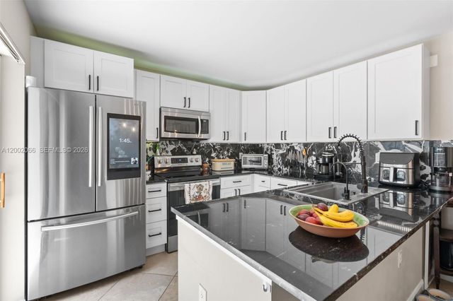 7124 71st Way, West Palm Beach, FL 33407