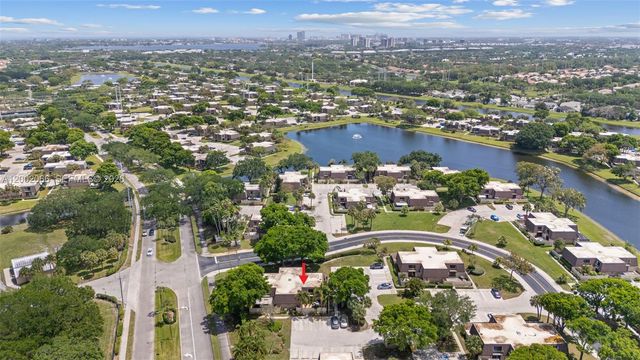 7124 71st Way, West Palm Beach, FL 33407
