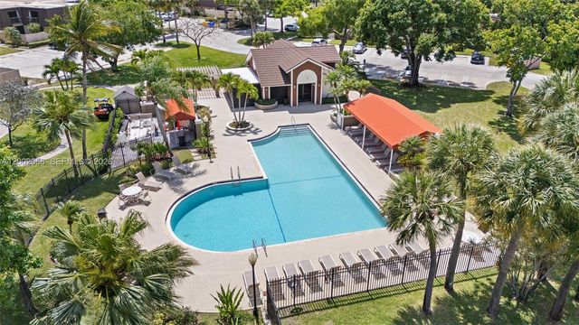 7124 71st Way, West Palm Beach, FL 33407