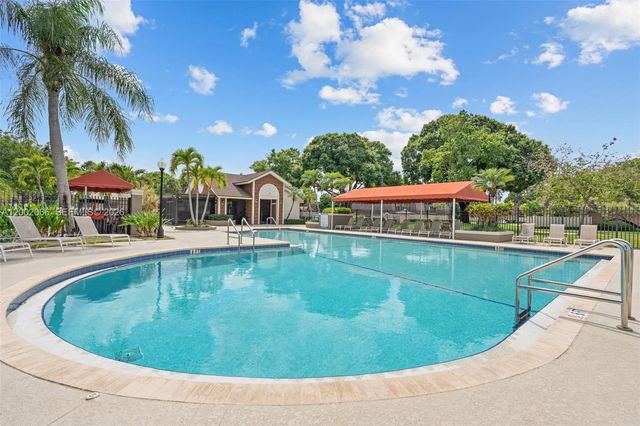 7124 71st Way, West Palm Beach, FL 33407