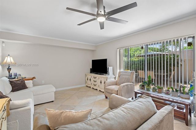 7124 71st Way, West Palm Beach, FL 33407
