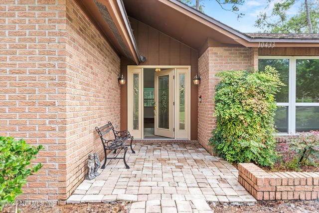 10433 SCOTT MILL Road, Jacksonville, FL 32257
