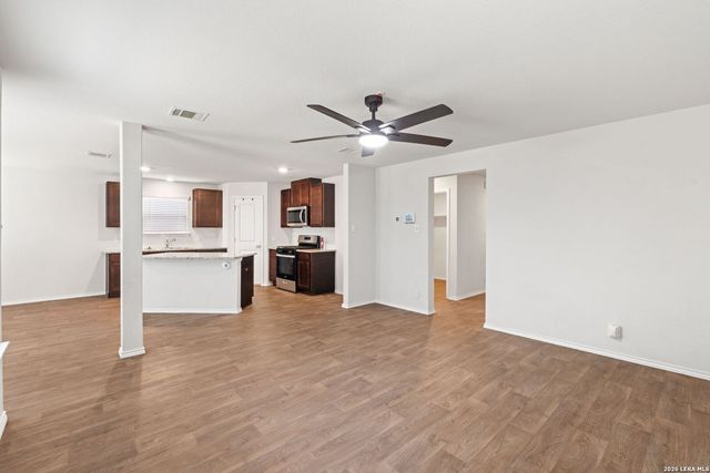 1107 Pacific Monarch, San Antonio, TX 78253
