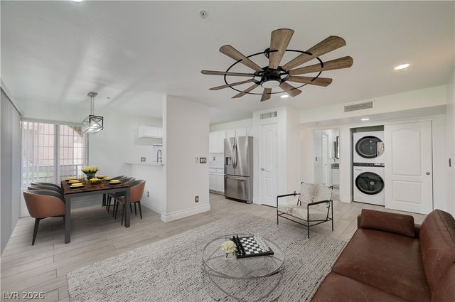 2120 Sealion Drive 105, Las Vegas, NV 89128