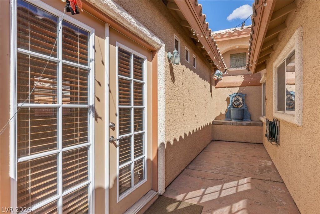 120 Ringlore Drive, Henderson, NV 89015 — photo 5