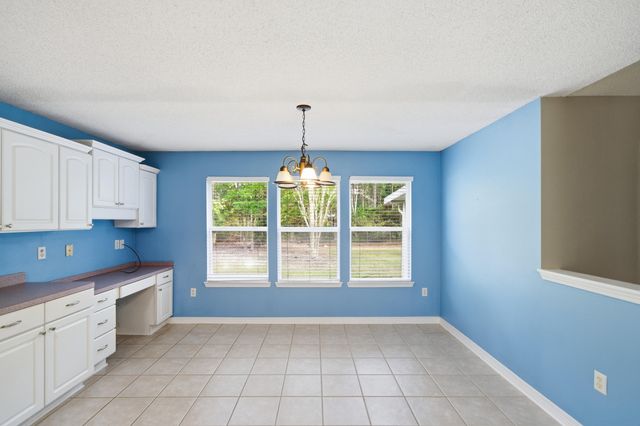 2490 Pepper Drive, Navarre, FL 32566