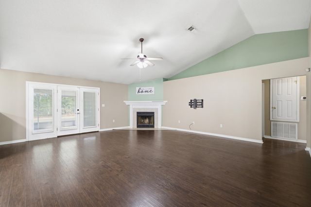 2490 Pepper Drive, Navarre, FL 32566