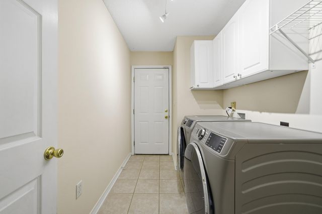 2490 Pepper Drive, Navarre, FL 32566