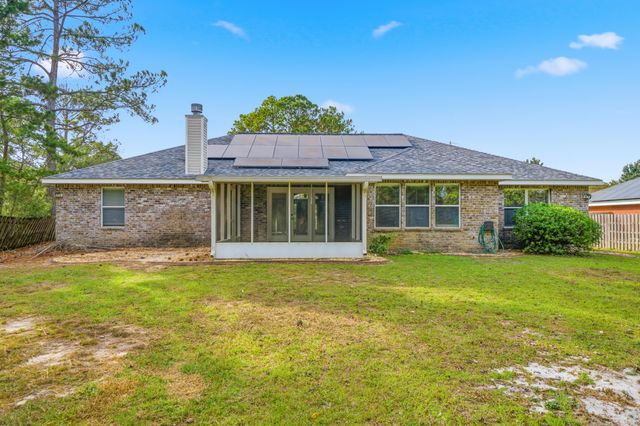 2490 Pepper Drive, Navarre, FL 32566