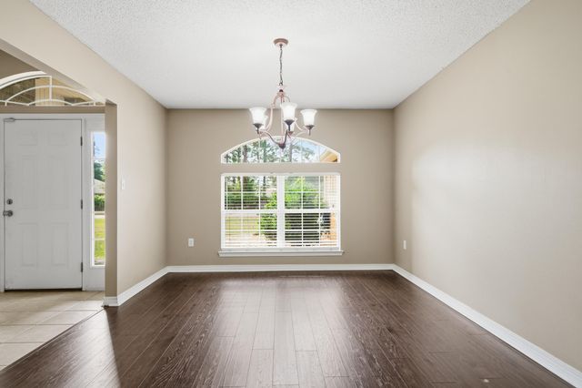 2490 Pepper Drive, Navarre, FL 32566