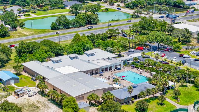 2490 Pepper Drive, Navarre, FL 32566