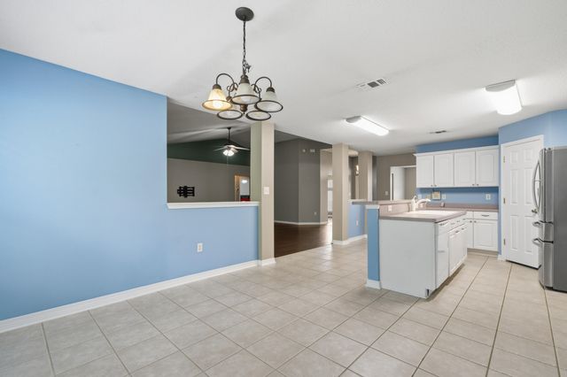 2490 Pepper Drive, Navarre, FL 32566