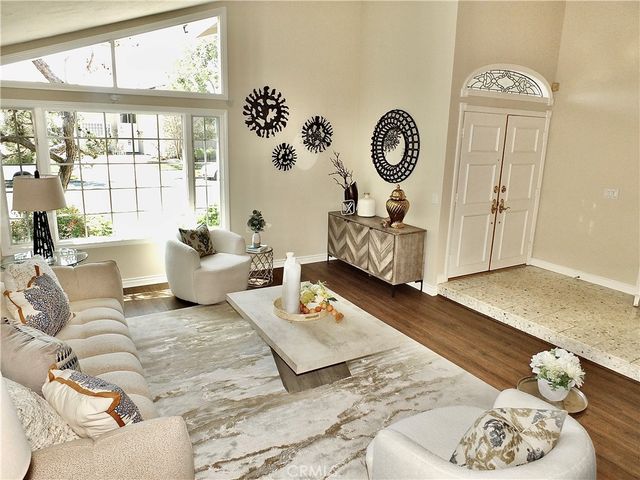 3671 Toland, Los Alamitos, CA 90720