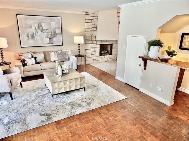 3671 Toland, Los Alamitos, CA 90720