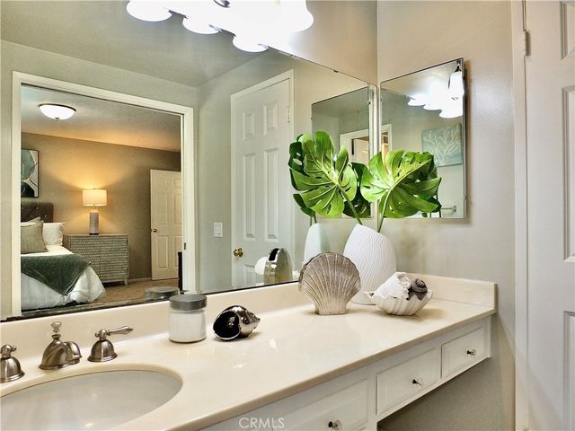 3671 Toland, Los Alamitos, CA 90720