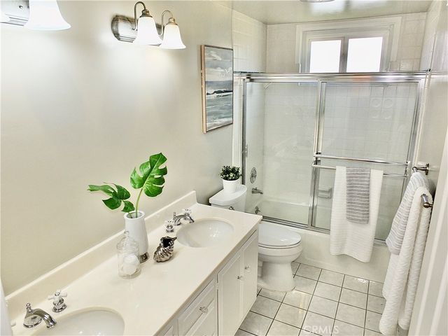 3671 Toland, Los Alamitos, CA 90720