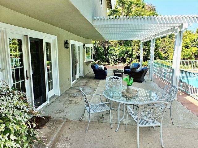 3671 Toland, Los Alamitos, CA 90720