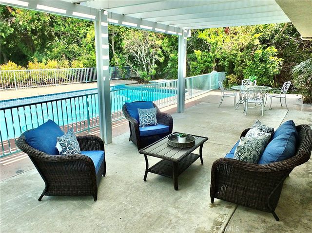 3671 Toland, Los Alamitos, CA 90720