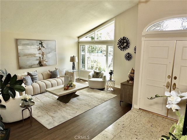 3671 Toland, Los Alamitos, CA 90720