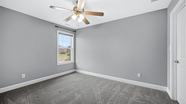 4901 Hyde Park Drive, Valparaiso, IN 46383