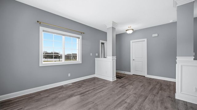 4901 Hyde Park Drive, Valparaiso, IN 46383