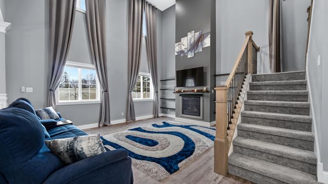 4901 Hyde Park Drive, Valparaiso, IN 46383