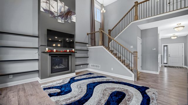 4901 Hyde Park Drive, Valparaiso, IN 46383