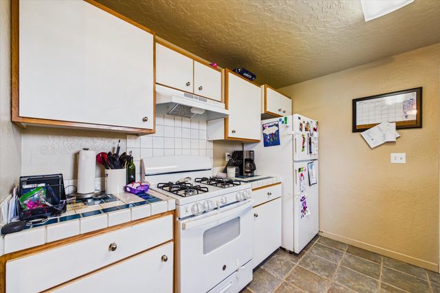 335 C Street, Fields Landing, CA 95537