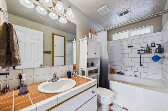 335 C Street, Fields Landing, CA 95537