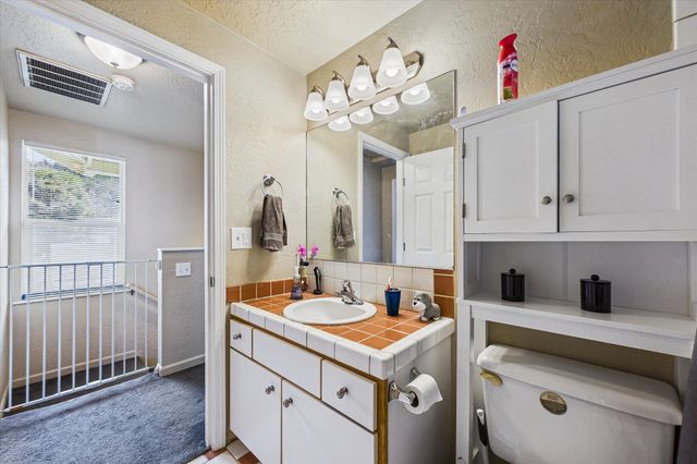 335 C Street, Fields Landing, CA 95537