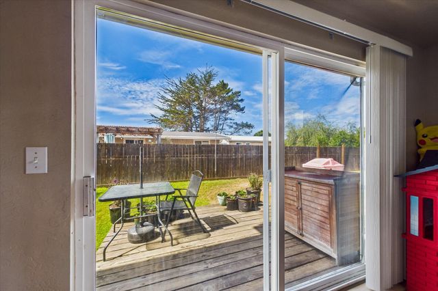 335 C Street, Fields Landing, CA 95537