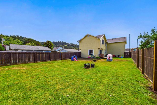 335 C Street, Fields Landing, CA 95537