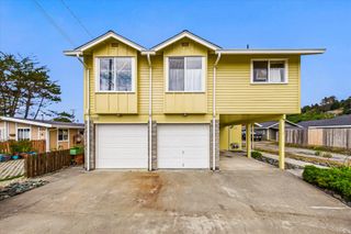 335 C Street, Fields Landing, CA 95537