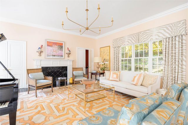 312 Feeks Lane, Mill Neck, NY 11560