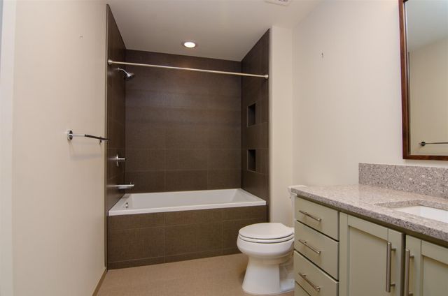 1212 Laurel St Apt 1512, Nashville, TN 37203