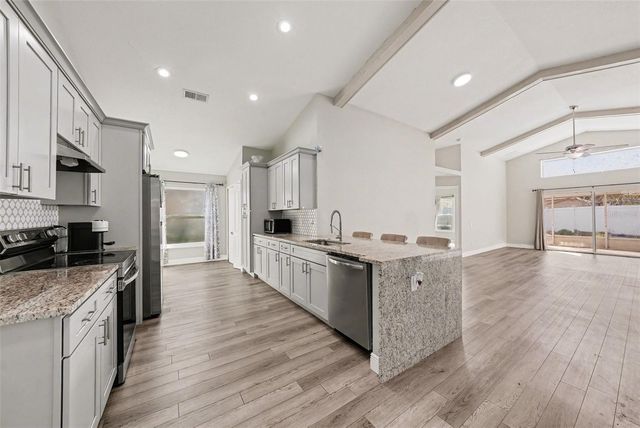 12524 MIDPOINTE DRIVE, Riverview, FL 33578