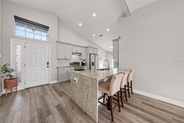 12524 MIDPOINTE DRIVE, Riverview, FL 33578