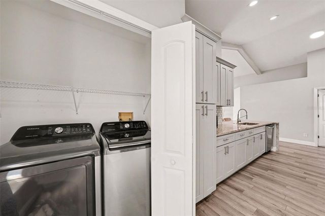 12524 MIDPOINTE DRIVE, Riverview, FL 33578