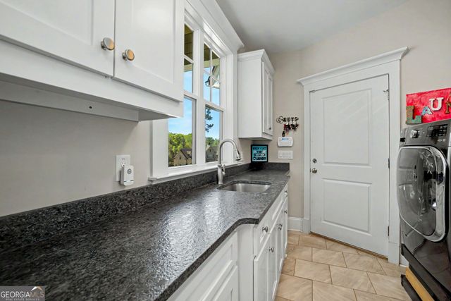 126 Raintree Court, Newnan, GA 30265