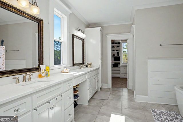 126 Raintree Court, Newnan, GA 30265