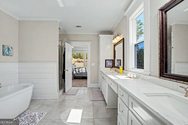 126 Raintree Court, Newnan, GA 30265