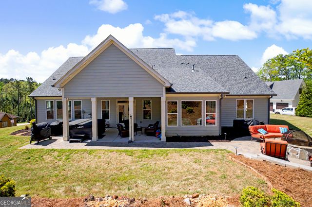 126 Raintree Court, Newnan, GA 30265