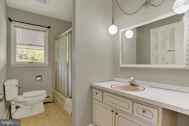 344 RICH VALLEY RD, Carlisle, PA 17015